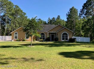 142 Lake Asbury Dr, Green Cove Springs, FL 32043