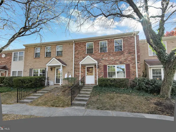 14 Pagoda Ct, Lawrence Township, NJ 08648
