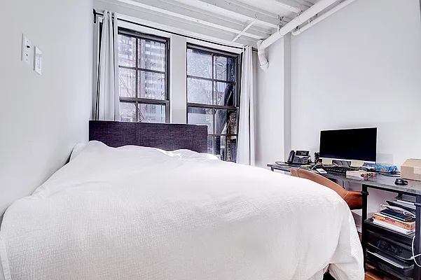 Rented by Urbane Brokerage | media 21