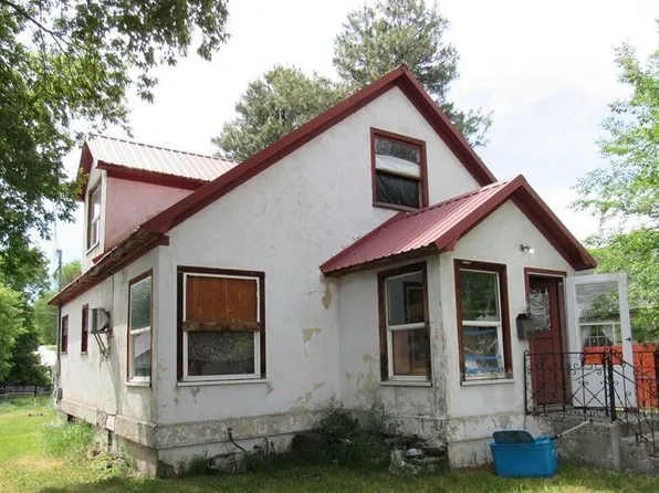 28 S K St, Lakeview, OR 97630