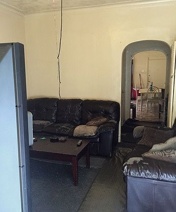 3rd image of 5238 S Winchester Ave