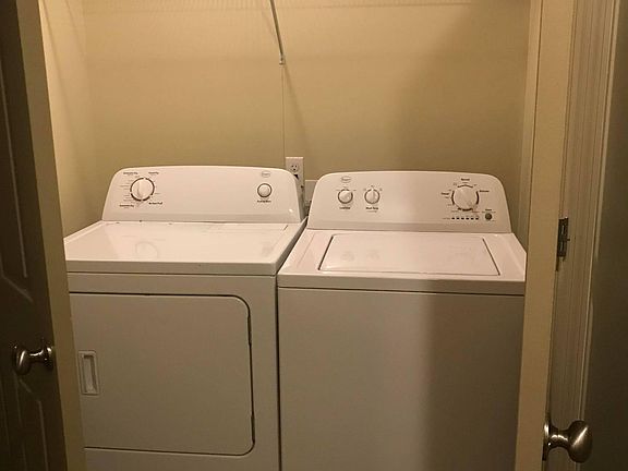 3rd image of 8025 Wilburn Way