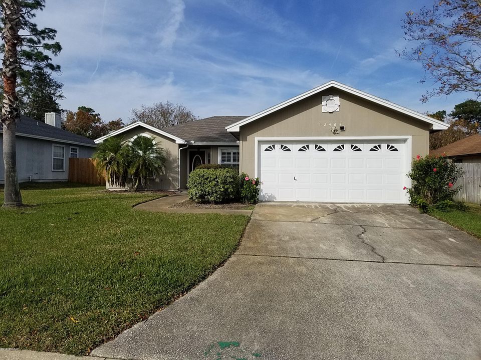 1st image of 12463 Antler Hill Dr N