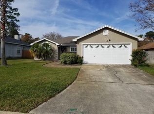 12463 Antler Hill Dr N, Jacksonville, FL 32224