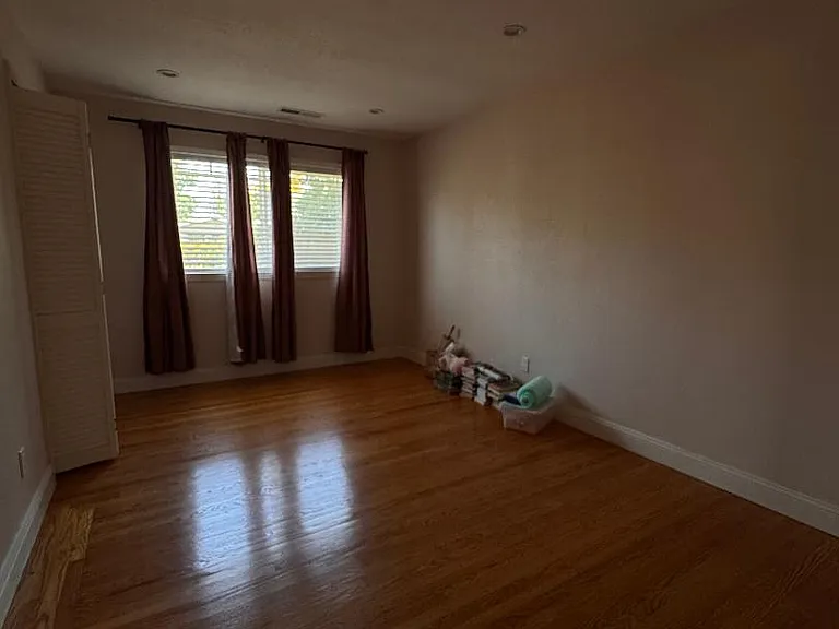 3916 Monterey Blvd — Photo 4