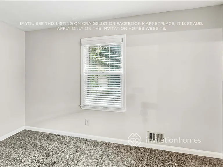 3158 Larkspur Cir — Photo 17