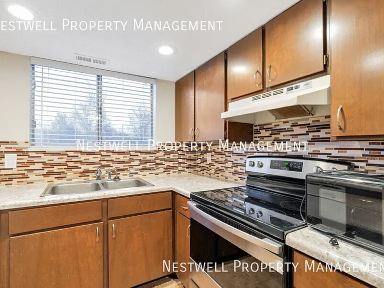 4630 S Quail Park Dr #D — Photo 2