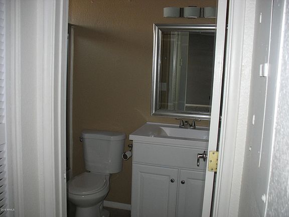 4th image of 19601 N 7th St Unit 2032