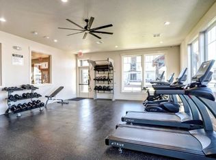 201 S Leroy Ave #J, Molalla, OR 97038