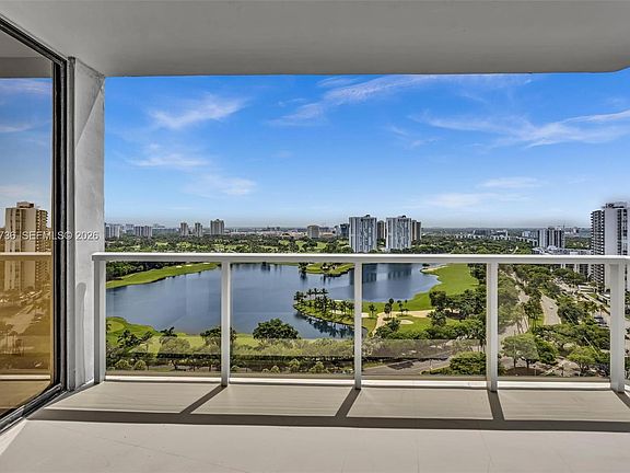 4th image of 20281 E Country Club Dr APT 1907