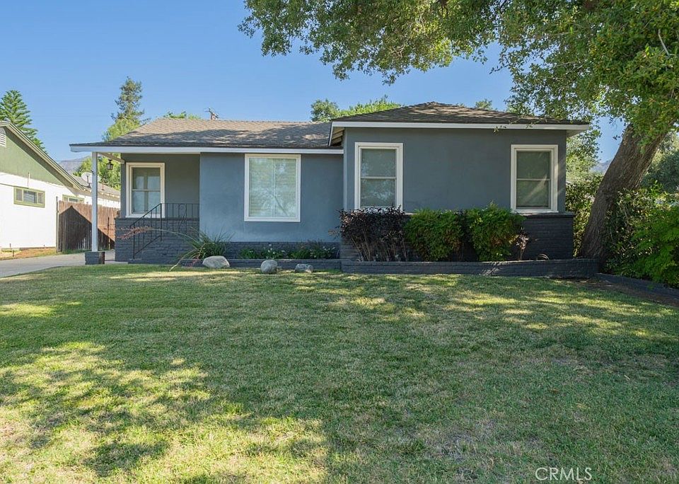 1st image of 821 E Palm Ave