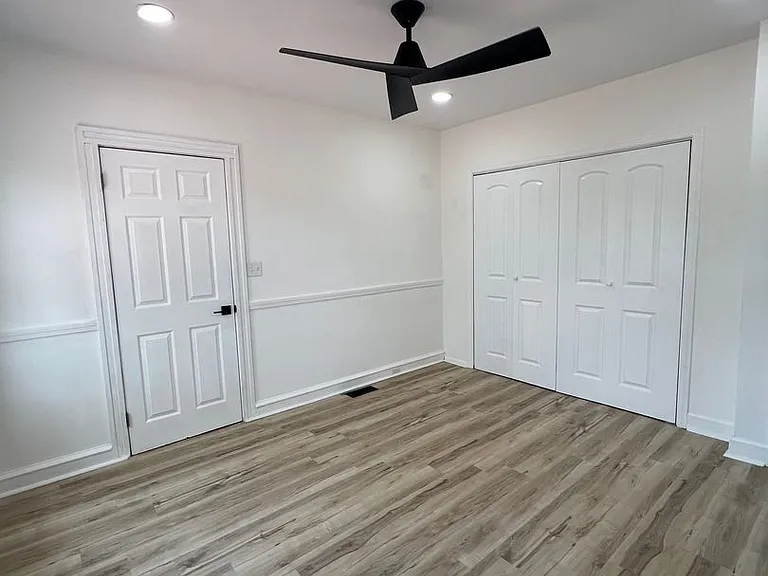 4321 Sheldon Ave — Photo 7