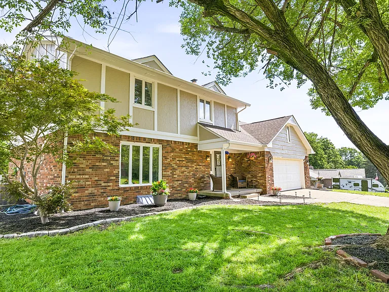 1720 Ridge Hill Ln #1 — Photo 34