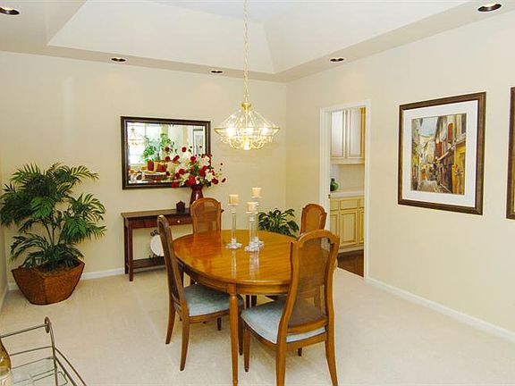 4th image of 1816 Wales Dr