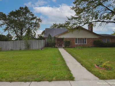 1370 Austin Ave, Aurora, IL, 60505