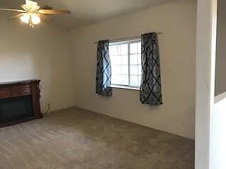 14 Lola Ct — Photo 2