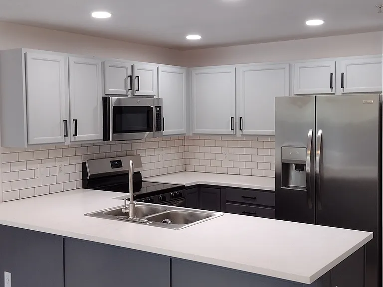 1210 Walnut Ave #1 — Photo 1