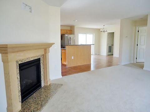 2nd image of 602 Waverly Rd