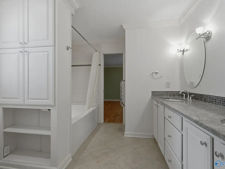815 Baylor Dr SE — Photo 24