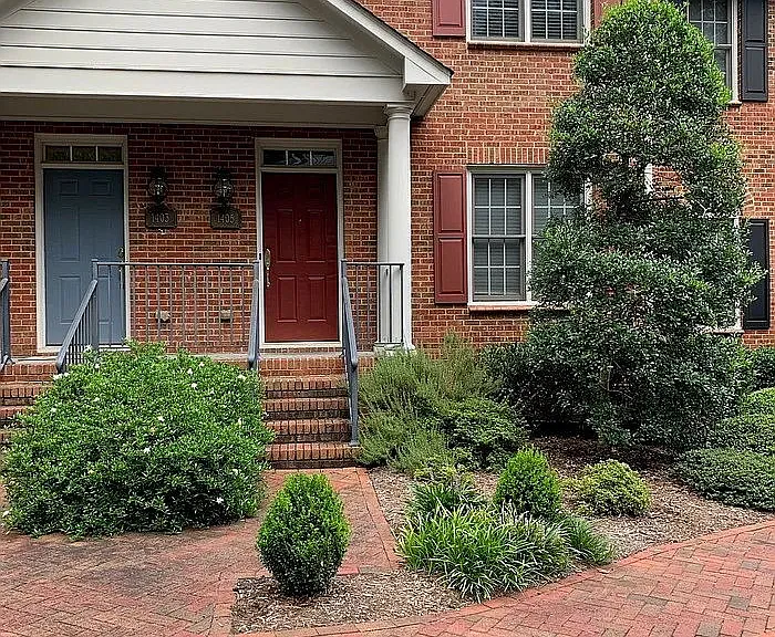 1405 Governors Ct — Photo 1