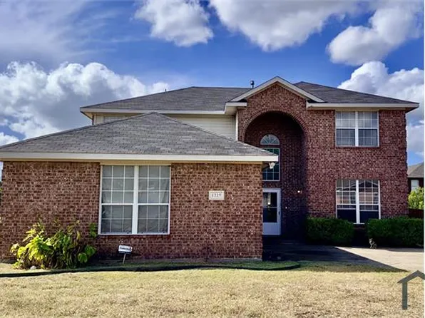 1225 Rio Bravo Dr, Desoto, TX 75115