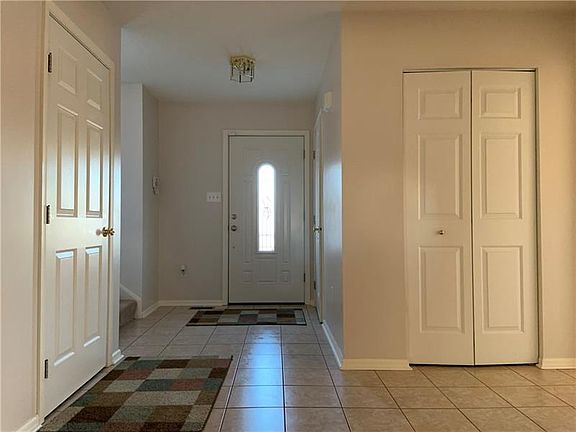 3rd image of 50 Sunrise Dr
