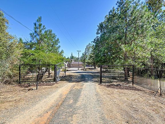 2nd image of 20758 S Manzanita Hills Rd