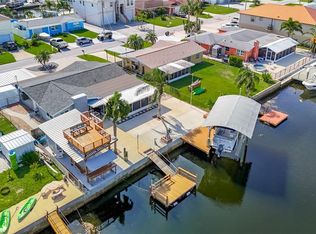 13609 Maria Dr, Hudson, FL 34667