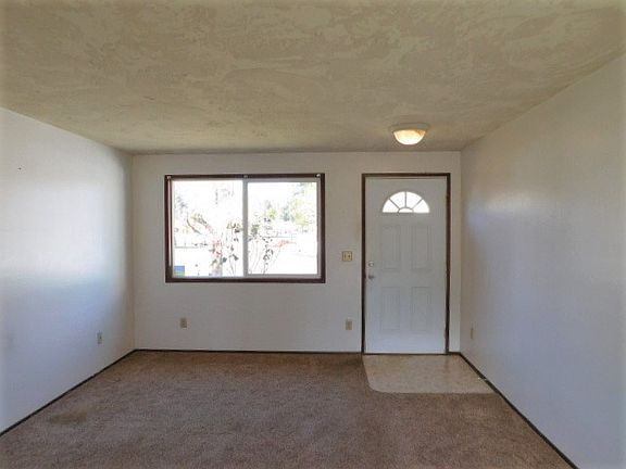 5th image of 550-560 SE 4th Ave