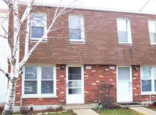 1656 Shamrock Ct #1656, Aurora, IL 60505