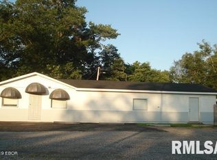 13624 Route 37, Johnston City, IL 62951