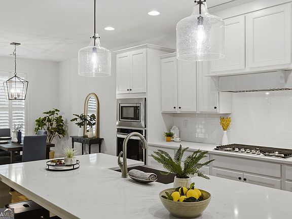 3rd image of 3895 Old Friendship Rd NE