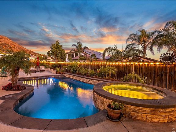 4th image of 23625 Sirus Cir