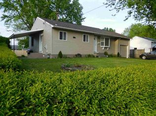24 Cherry Ln, Saugerties, NY 12477