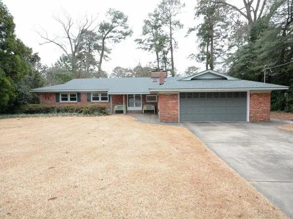 4317 Two Woods Rd, Virginia Beach, VA 23455