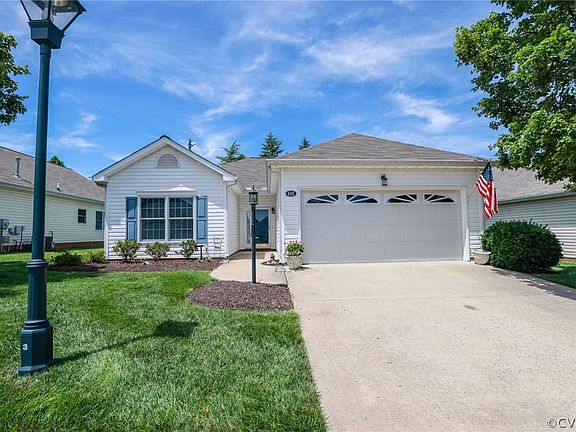 5th image of 4181 English Holly Cir