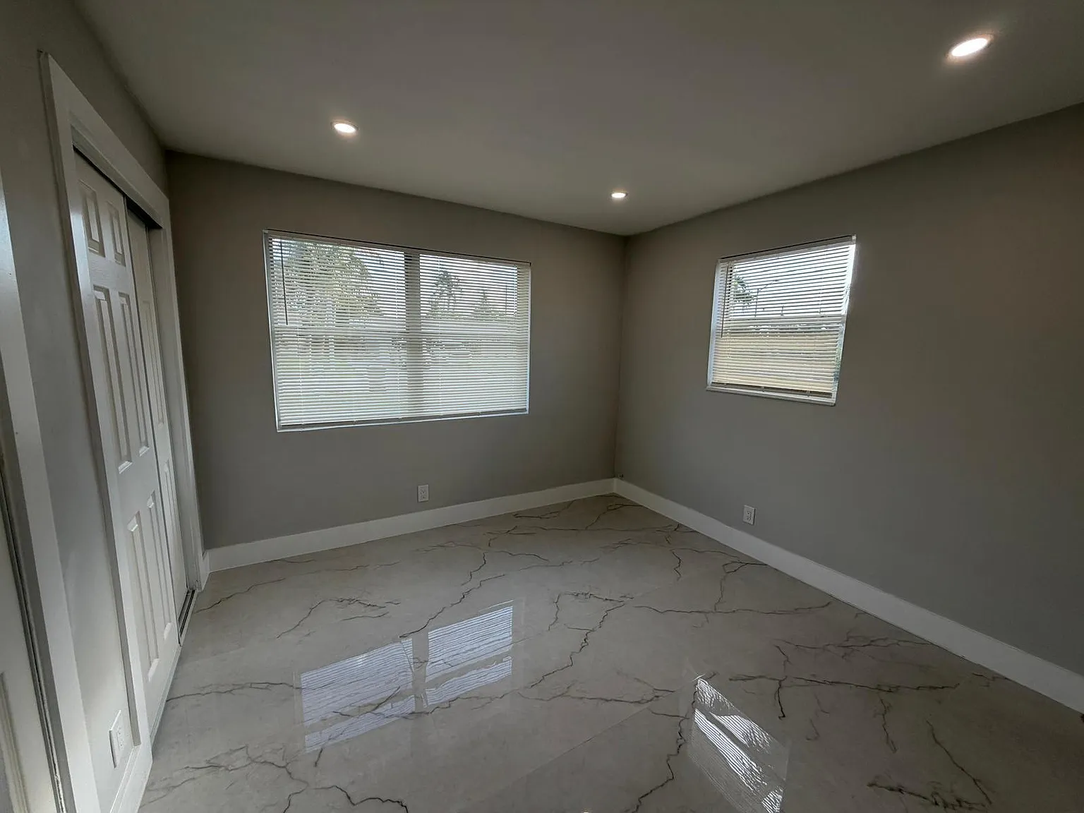 3 bed, 1.0 bath, 1025 sqft, $3,100 — Photo 4
