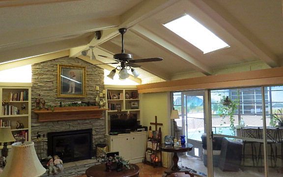 3rd image of 110 Beachmont Ln