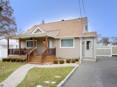 73 Dixie Ave, Hawthorne, NJ, 07506