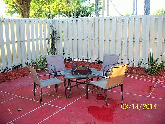 3rd image of 4235 Village Dr Unit A