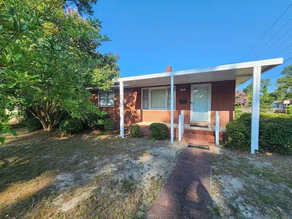 400 Roxie Ave, Fayetteville, NC 28304