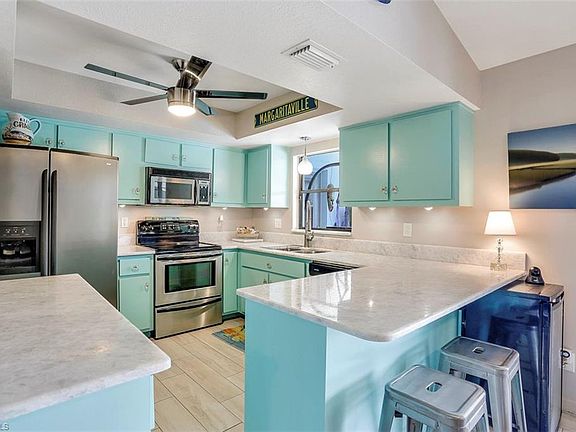 2nd image of 4625 SW 22nd Pl