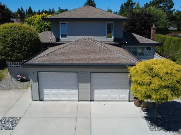 14227 18a Ave #2, Surrey, BC V4A 7N8