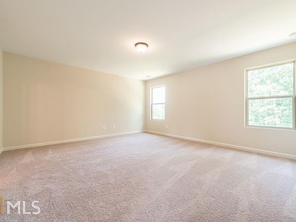 5th image of 2405 Clapton Ct