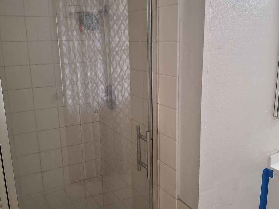 2nd image of 1820 Cartlen Dr #3