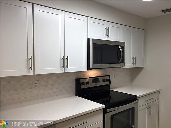 4th image of 2024 Alta Meadows Ln APT 804