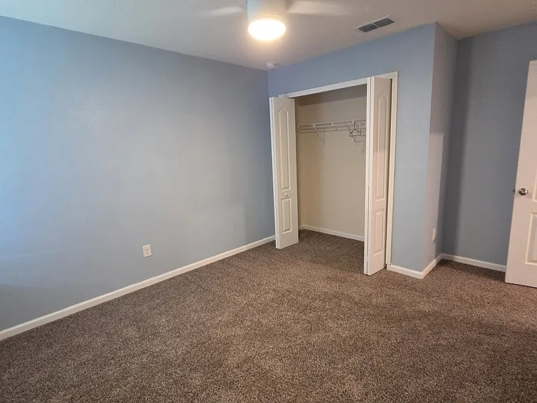 152 Ashwood Cir — Photo 17