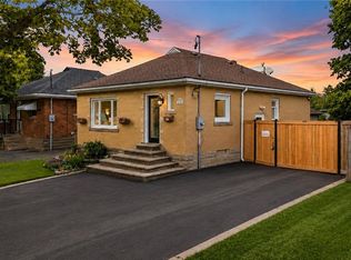 627 Upper Sherman Ave, Hamilton, ON L8V 3M4