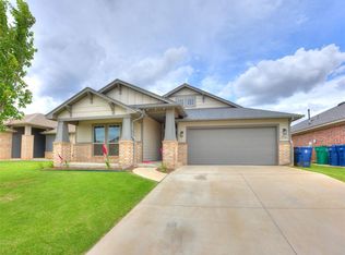 18712 Tortuga Dr, Edmond, OK 73012