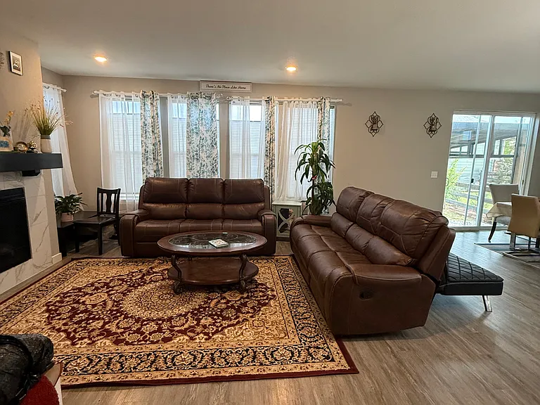 2076 Sicily Cir — Photo 3